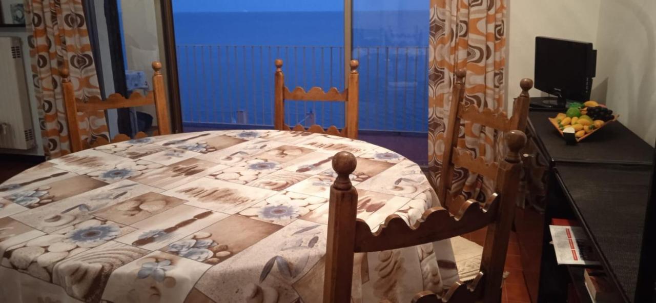 Appartamento Con Super Vista Sul Mare Аренцано Екстериор снимка