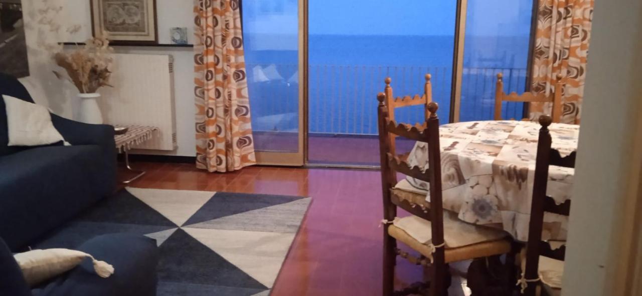 Appartamento Con Super Vista Sul Mare Аренцано Екстериор снимка